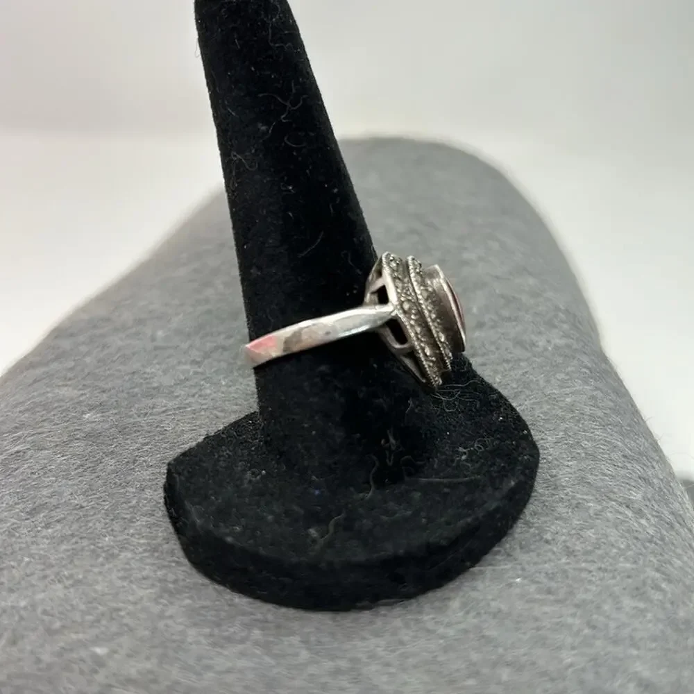 Vintage Sterling Silver Natural Carnelian and Marcasite Heart Shaped Ring Size 8